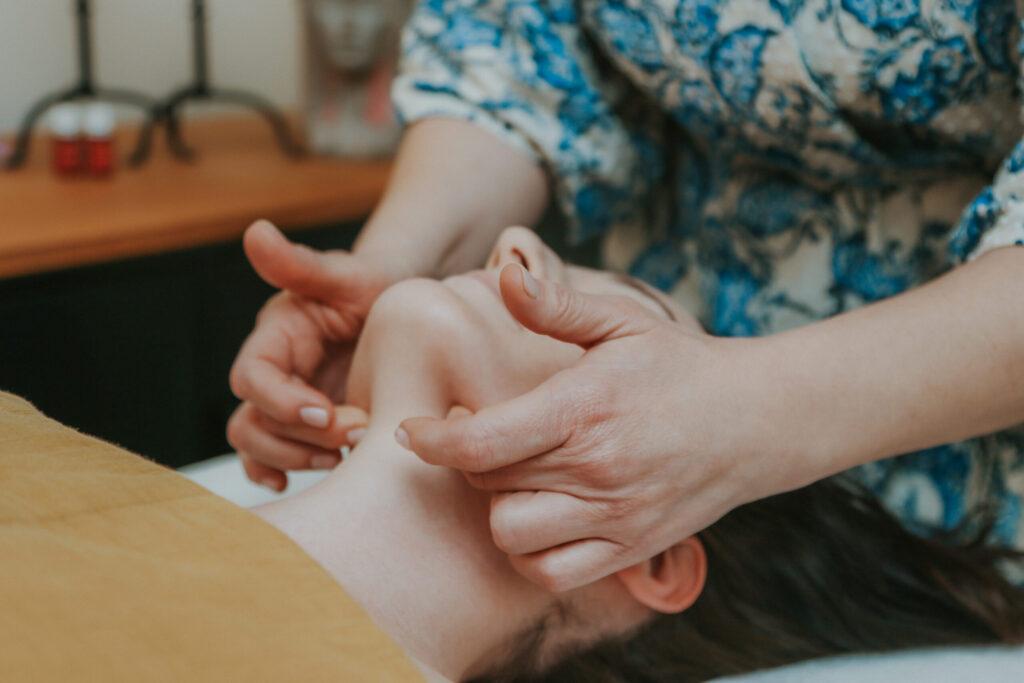 terapia bowena - metoda bowena - masaż bowena